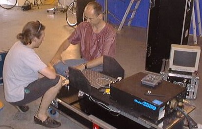 Jourgen Kleine and Herrick T�rzer assembling one of the Chroma 5 systems